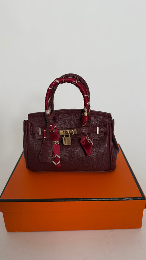 Borsa Kelly