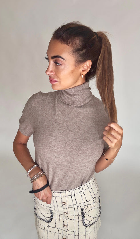 Dolcevita Anna
