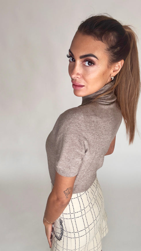 Dolcevita Anna
